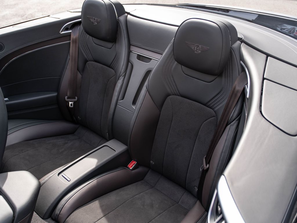 2024 Bentley Continental GTC S - Photo 20