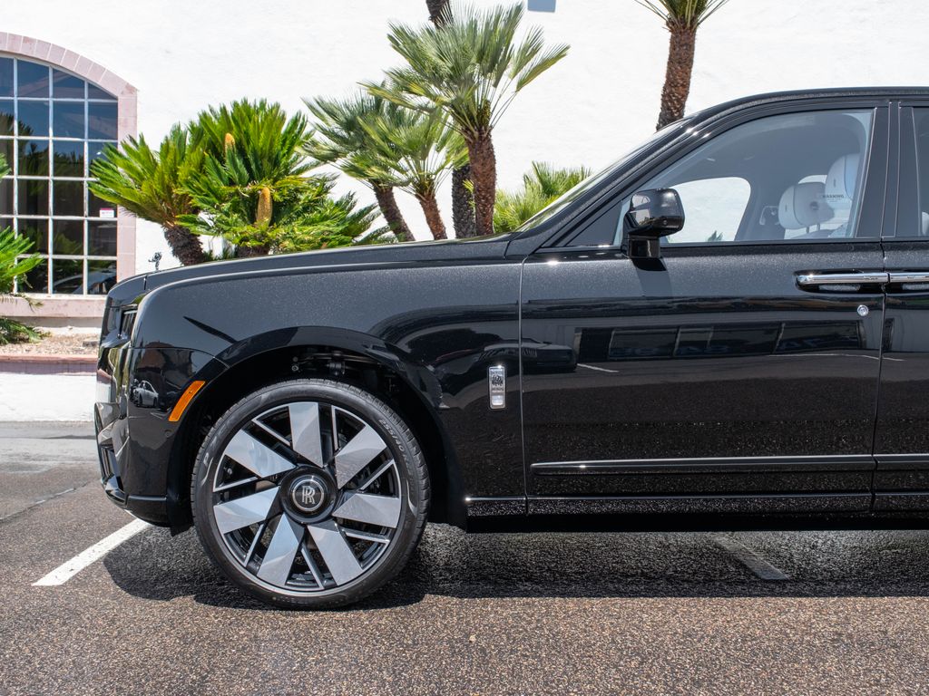 2026 Rolls-Royce Cullinan Base - Photo 13
