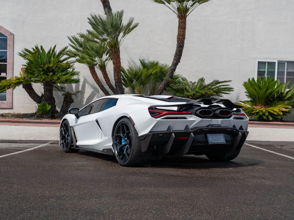 2025 Lamborghini Revuelto Base - Photo 32