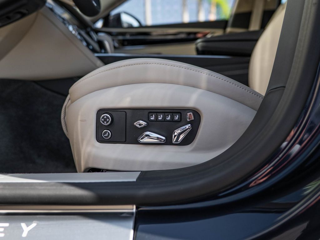 2026 Bentley Flying Spur - Photo 28