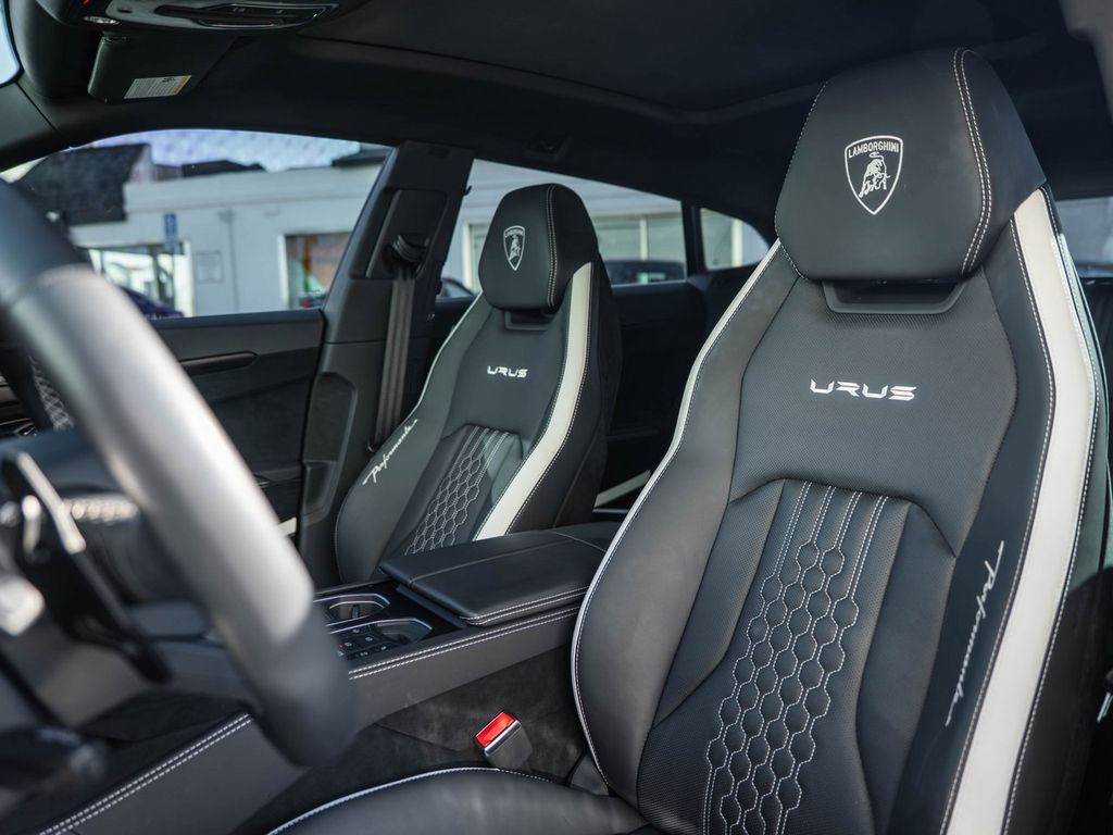 2023 Lamborghini Urus Performante - Photo 23