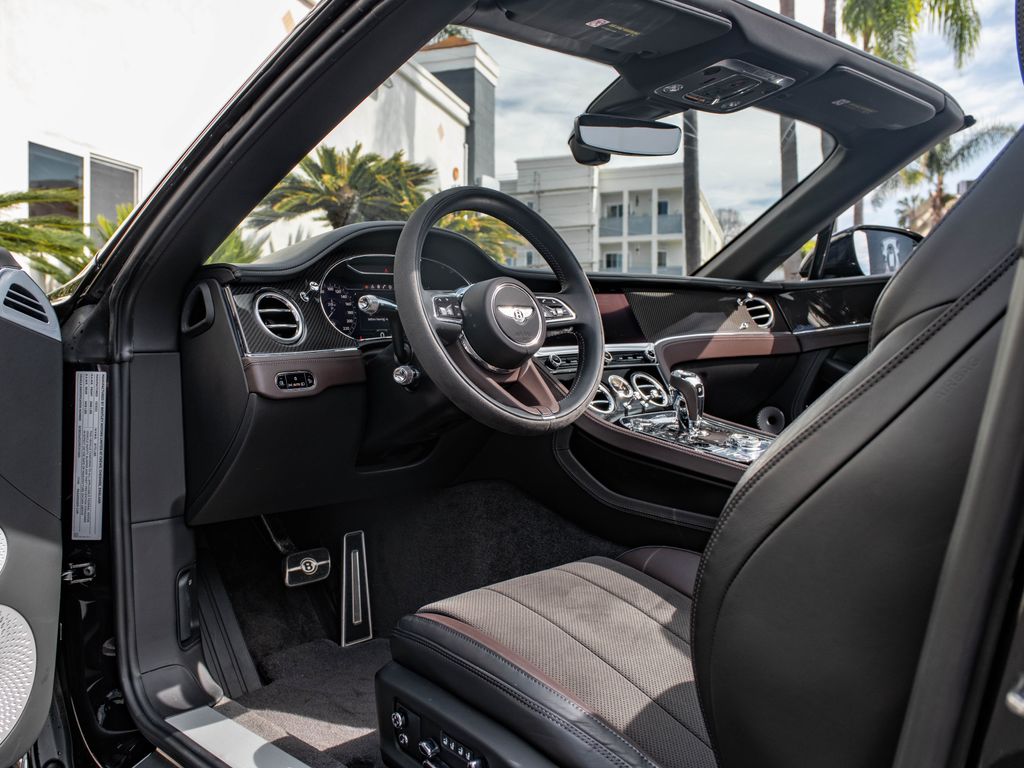 2024 Bentley Continental GTC S - Photo 13