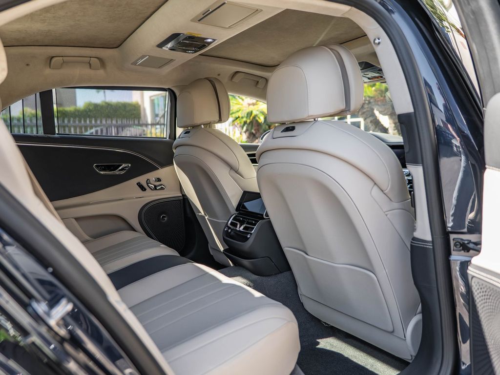 2026 Bentley Flying Spur - Photo 34