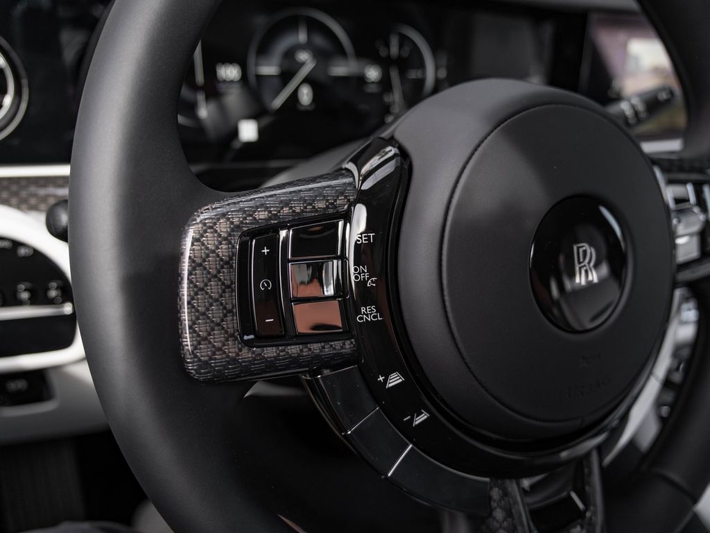 2026 Rolls-Royce Ghost Black Badge - Photo 25