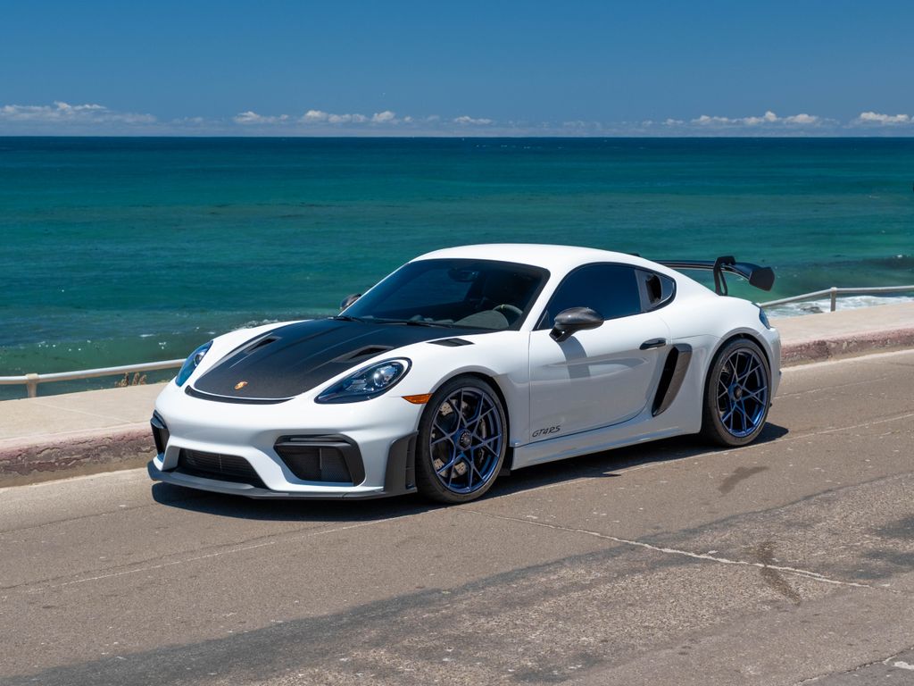 2025 Porsche 718 Cayman GT4 RS's photo