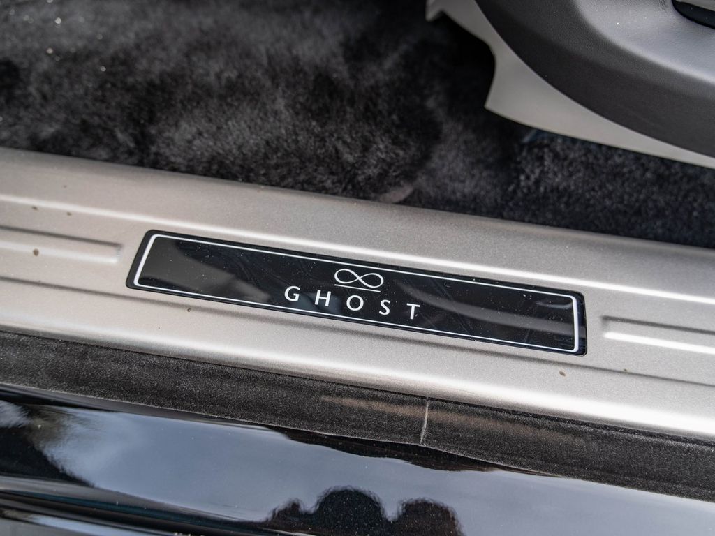 2026 Rolls-Royce Ghost Black Badge - Photo 9