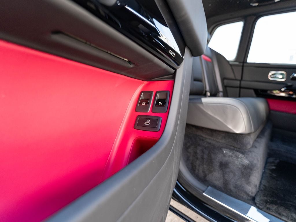 2026 Rolls-Royce Cullinan Base - Photo 34
