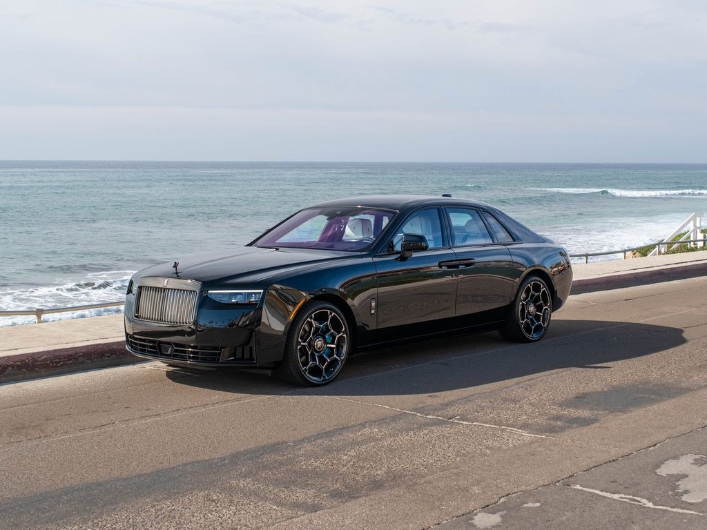 2026 Rolls-Royce Ghost Black Badge's photo