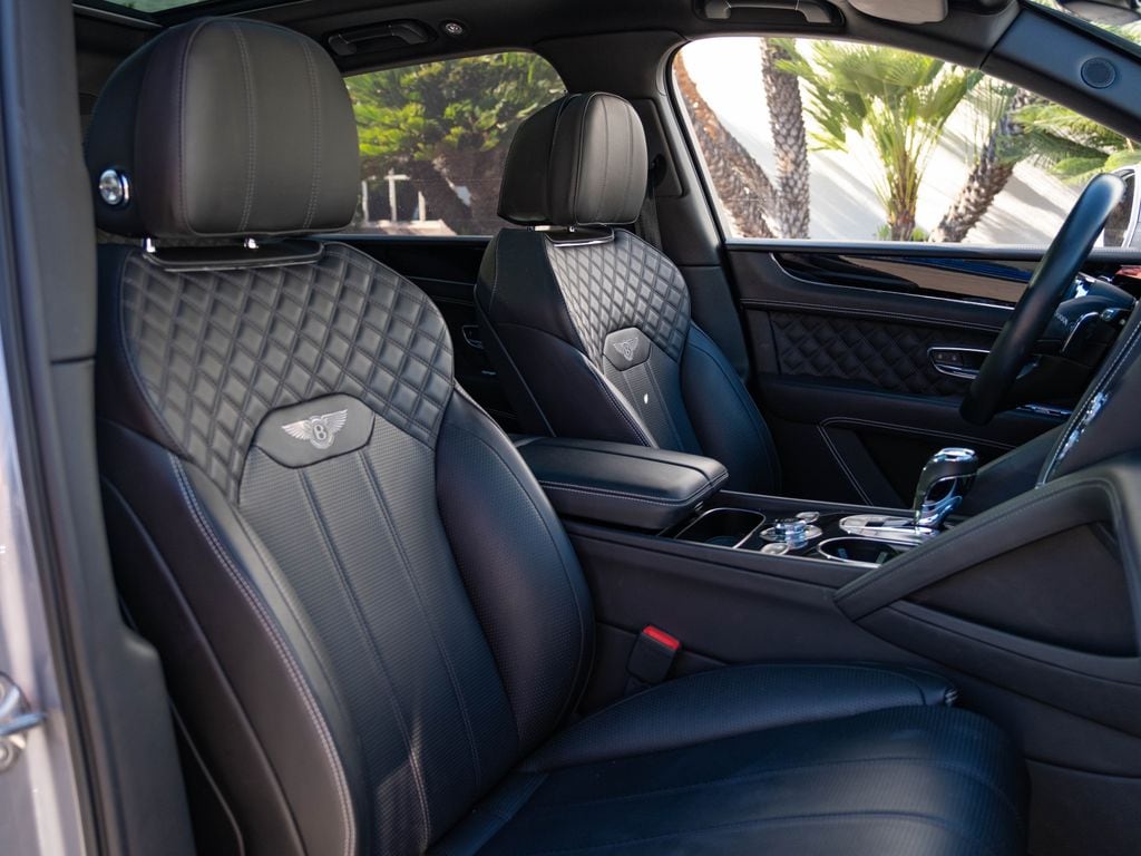 2021 Bentley Bentayga Speed - Photo 25