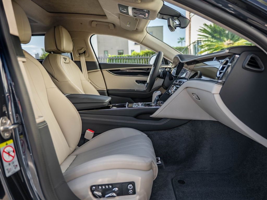 2026 Bentley Flying Spur - Photo 43