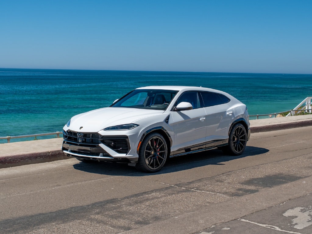 New 2026 Lamborghini Urus SE SUV
