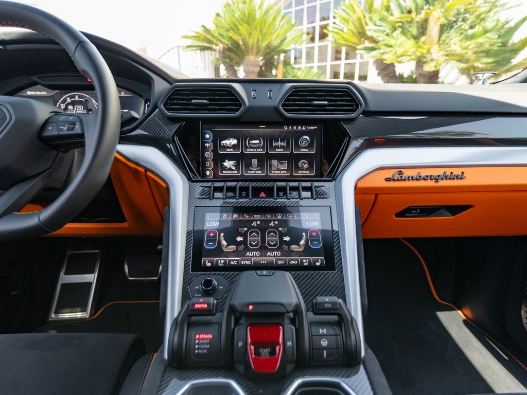 2024 Lamborghini Urus S - Photo 29