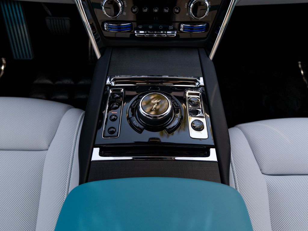2026 Rolls-Royce Cullinan Base - Photo 36