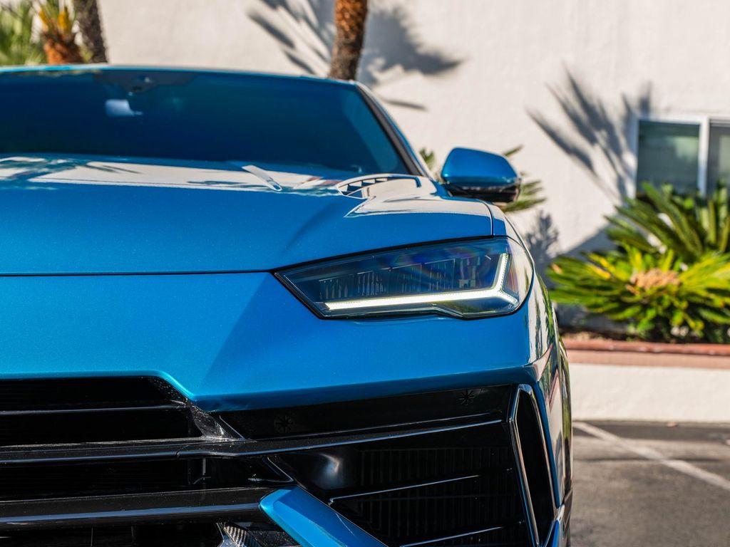2023 Lamborghini Urus Performante - Photo 16