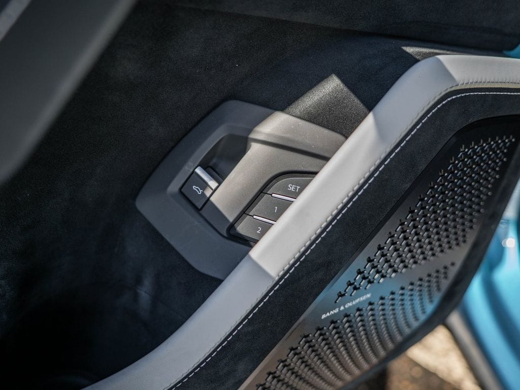 2023 Lamborghini Urus Performante - Photo 26