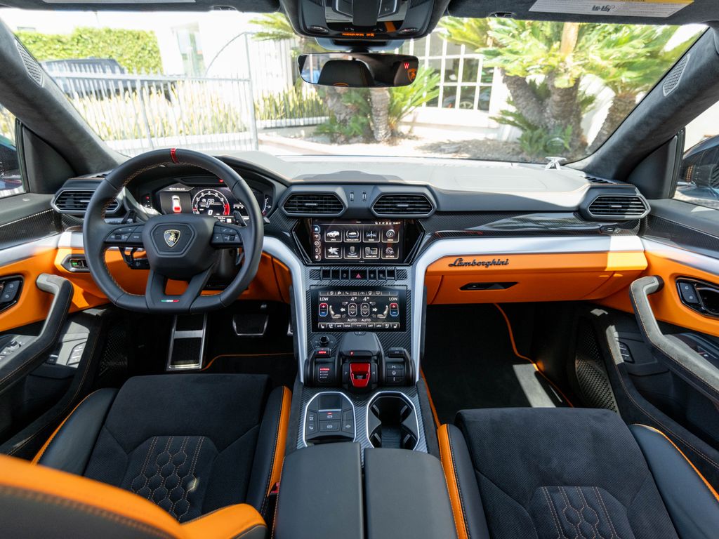 2024 Lamborghini Urus S - Photo 7