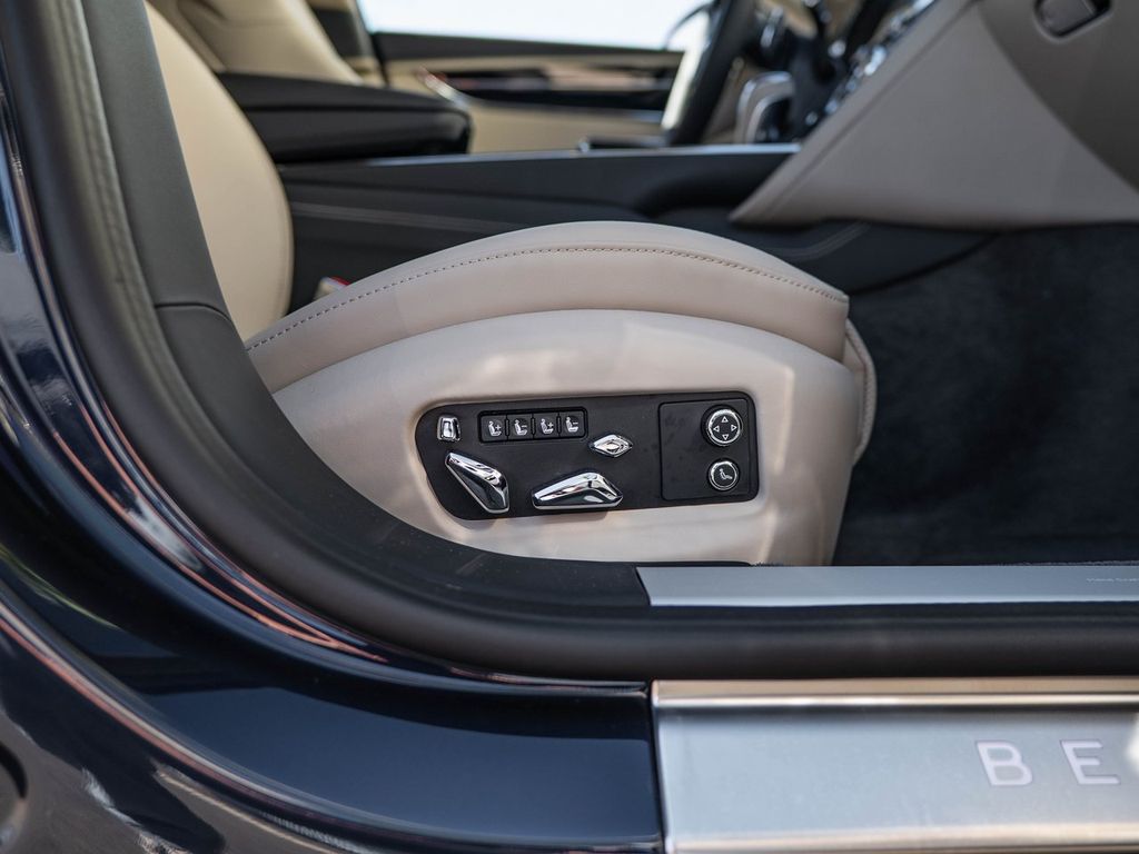 2026 Bentley Flying Spur - Photo 45