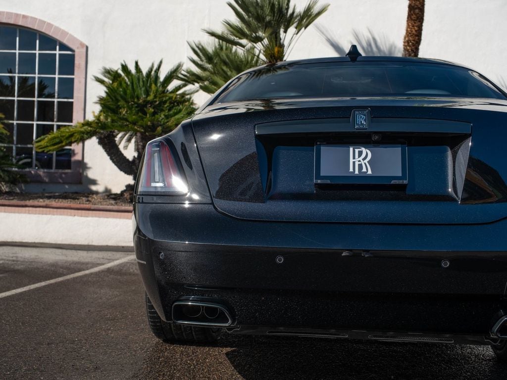 2026 Rolls-Royce Ghost Black Badge - Photo 24