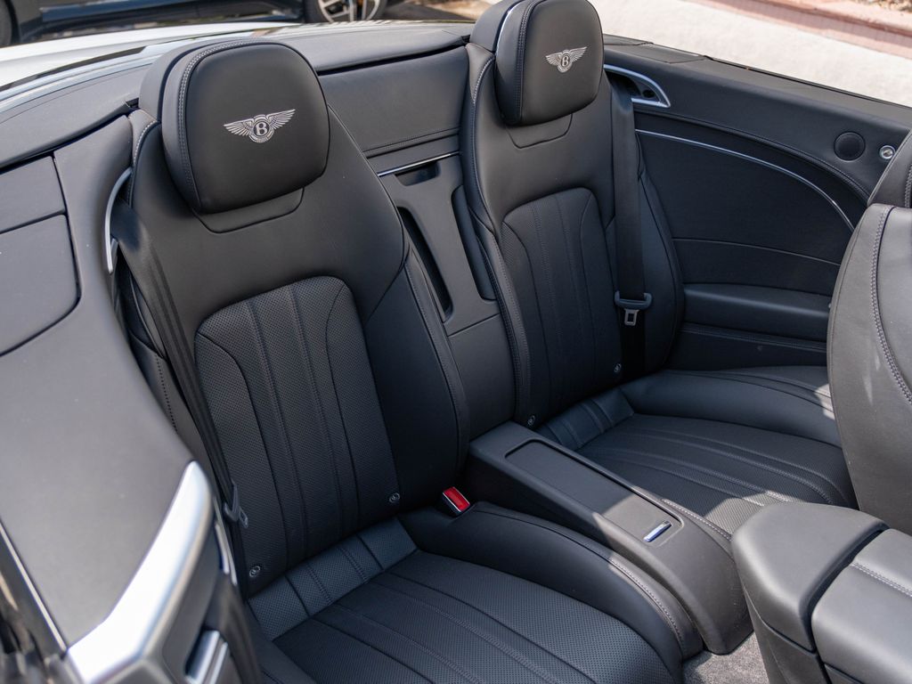 2020 Bentley Continental GT Base - Photo 19