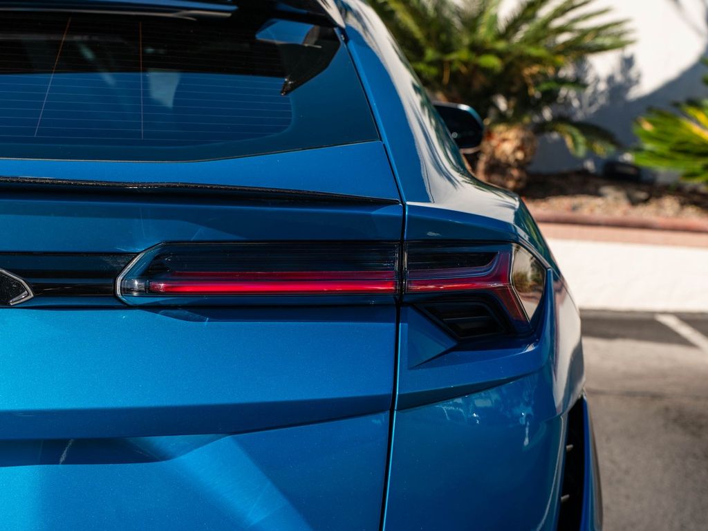 2023 Lamborghini Urus Performante - Photo 10