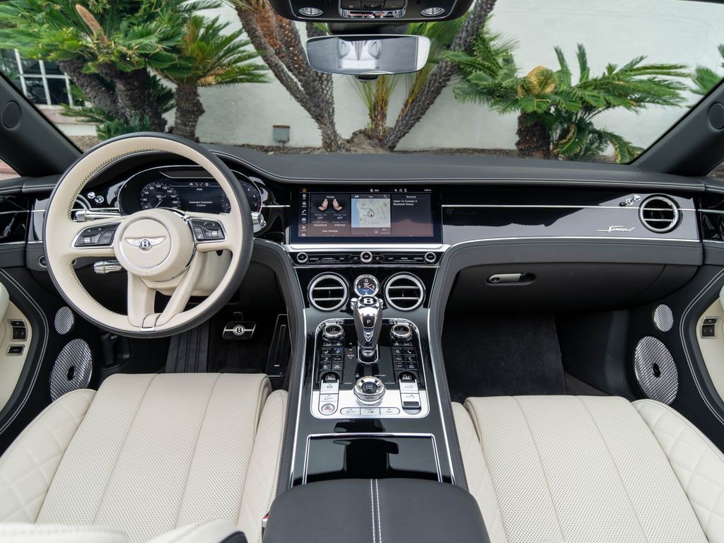 2024 Bentley Continental GTC Speed - Photo 4