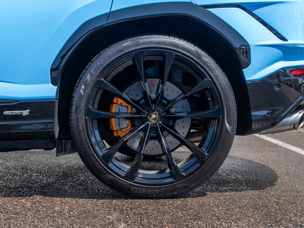 2024 Lamborghini Urus S - Photo 34