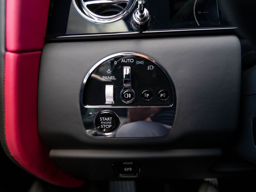 2026 Rolls-Royce Cullinan Base - Photo 23