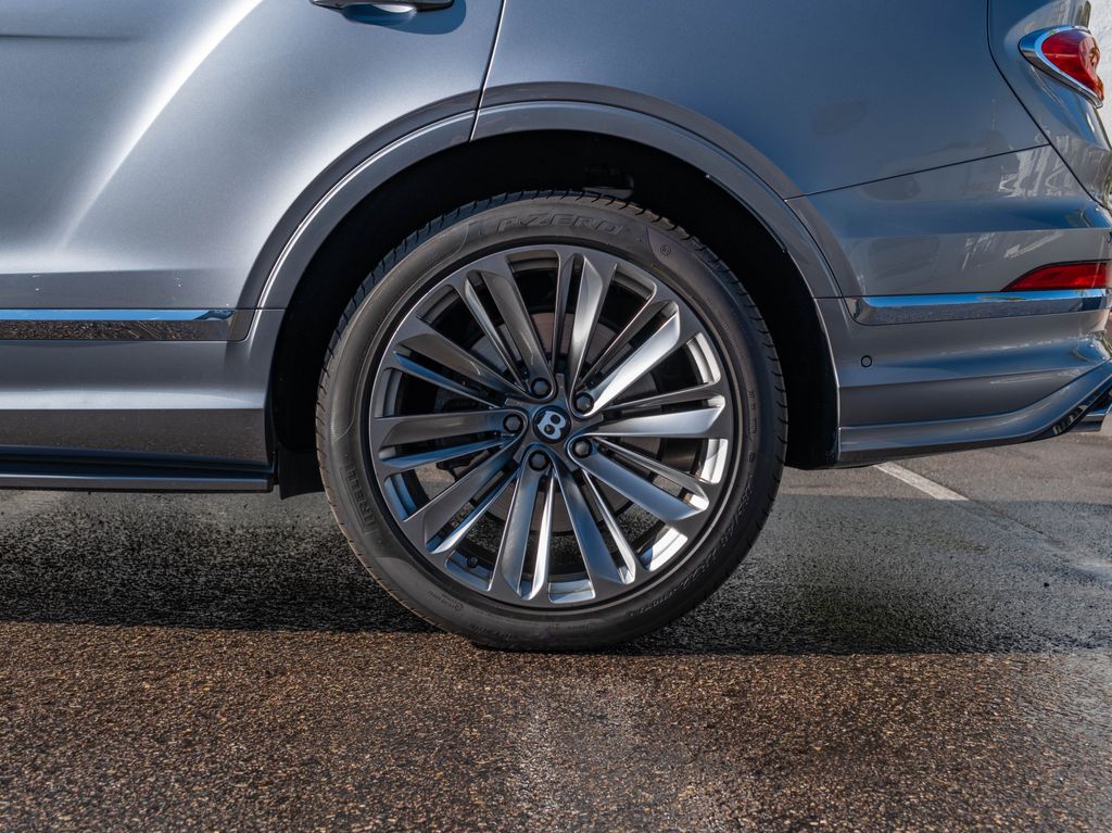 2021 Bentley Bentayga Speed - Photo 29