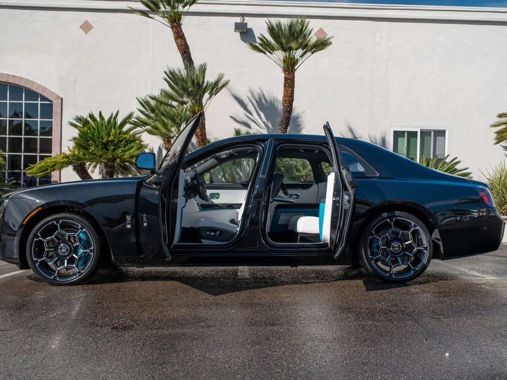 2026 Rolls-Royce Ghost Black Badge - Photo 19