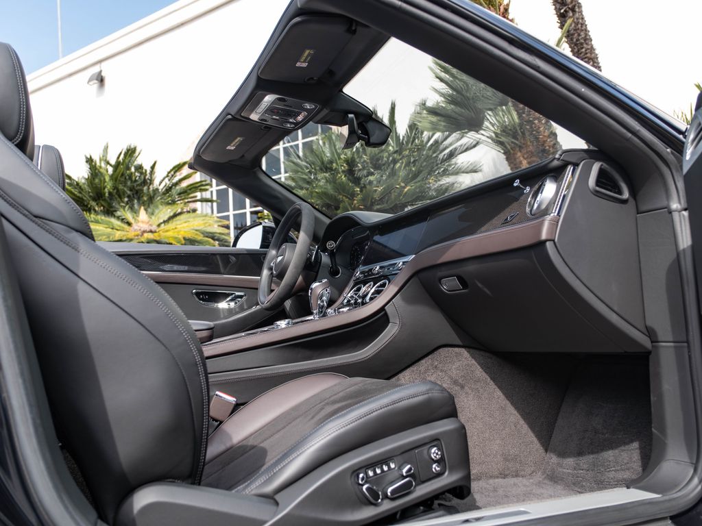2024 Bentley Continental GTC S - Photo 22