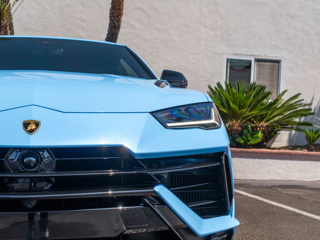 2024 Lamborghini Urus S - Photo 37