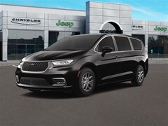 2023 Chrysler Pacifica TOURING L Passenger Van