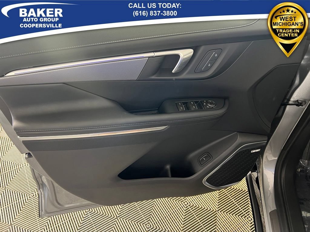 2026 Buick Enclave Sport Touring - Photo 19