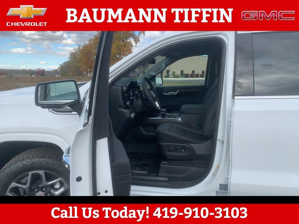 2026 GMC Sierra 1500 SLT - Photo 16
