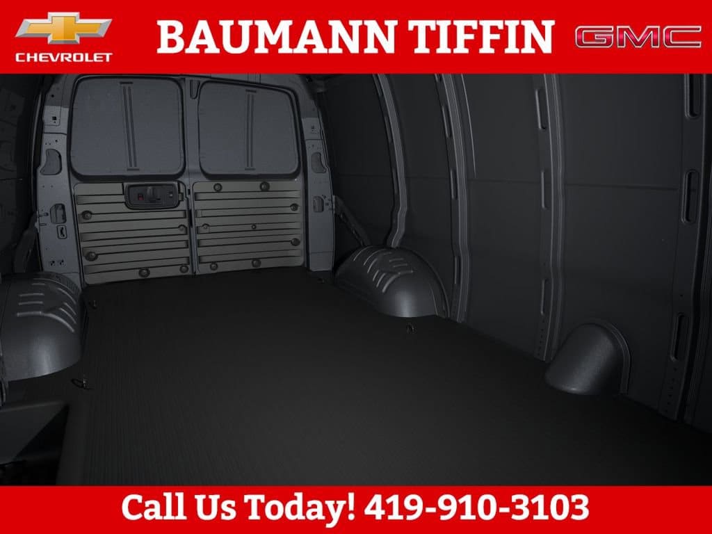 2026 GMC Savana Cargo Work Van - Photo 17