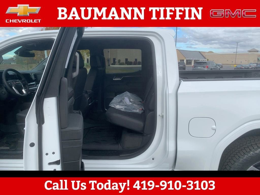 2026 GMC Sierra 1500 SLT - Photo 15