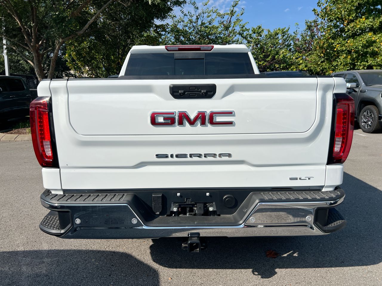 2026 GMC Sierra 1500 SLT - Photo 9