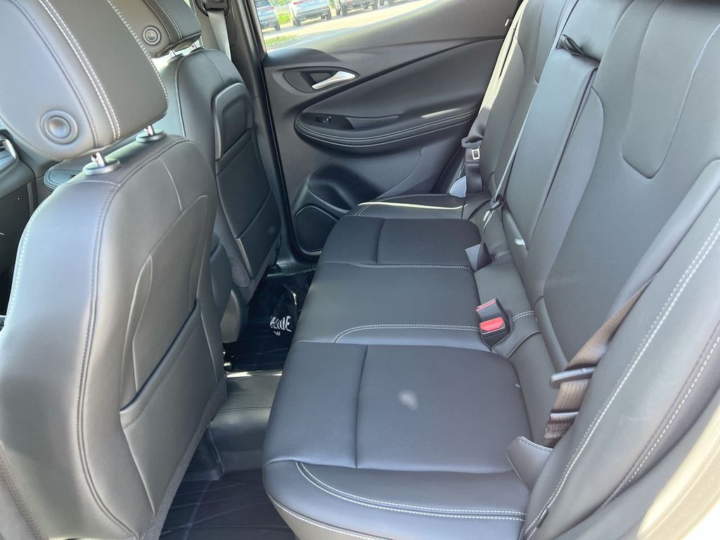 2026 Buick Encore GX Sport Touring - Photo 15