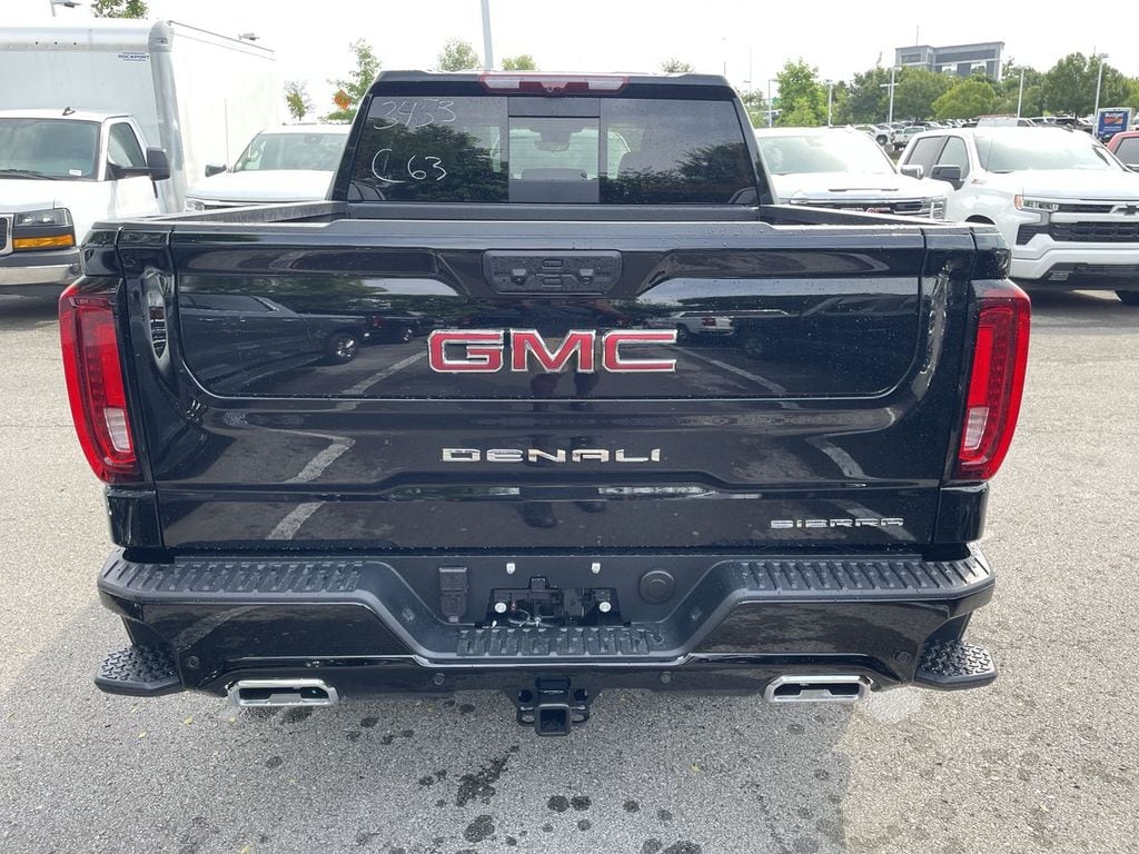 2026 GMC Sierra 1500 Denali - Photo 9