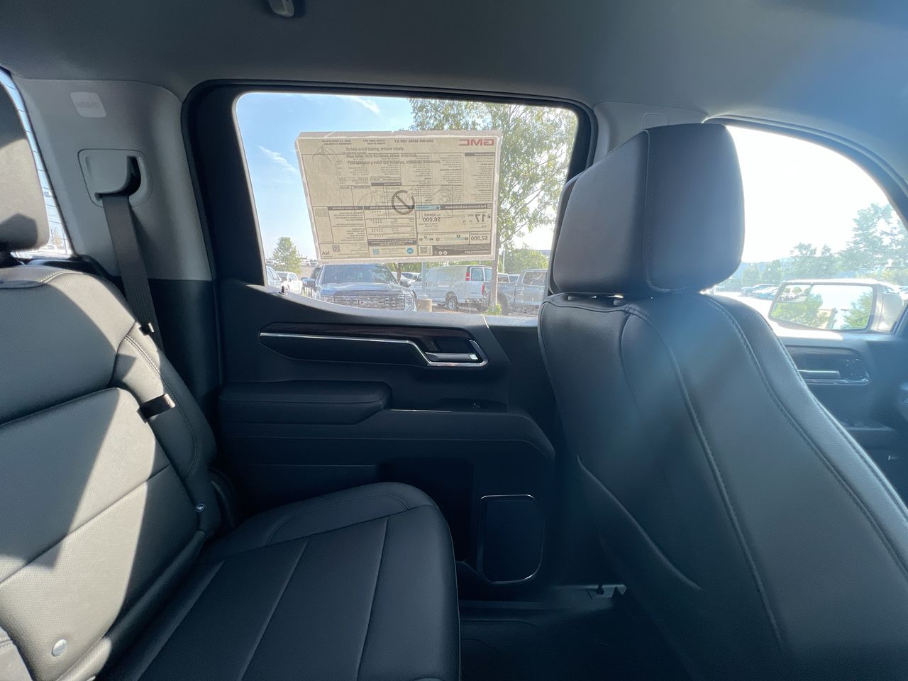 2026 GMC Sierra 1500 SLT - Photo 13