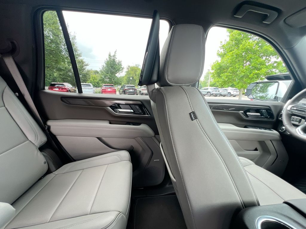 2026 GMC Yukon Elevation - Photo 13