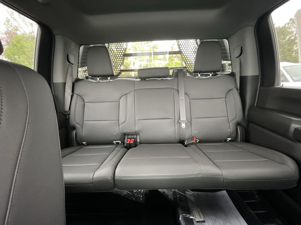 2026 GMC Sierra 3500 Chassis Cab Pro - Photo 11