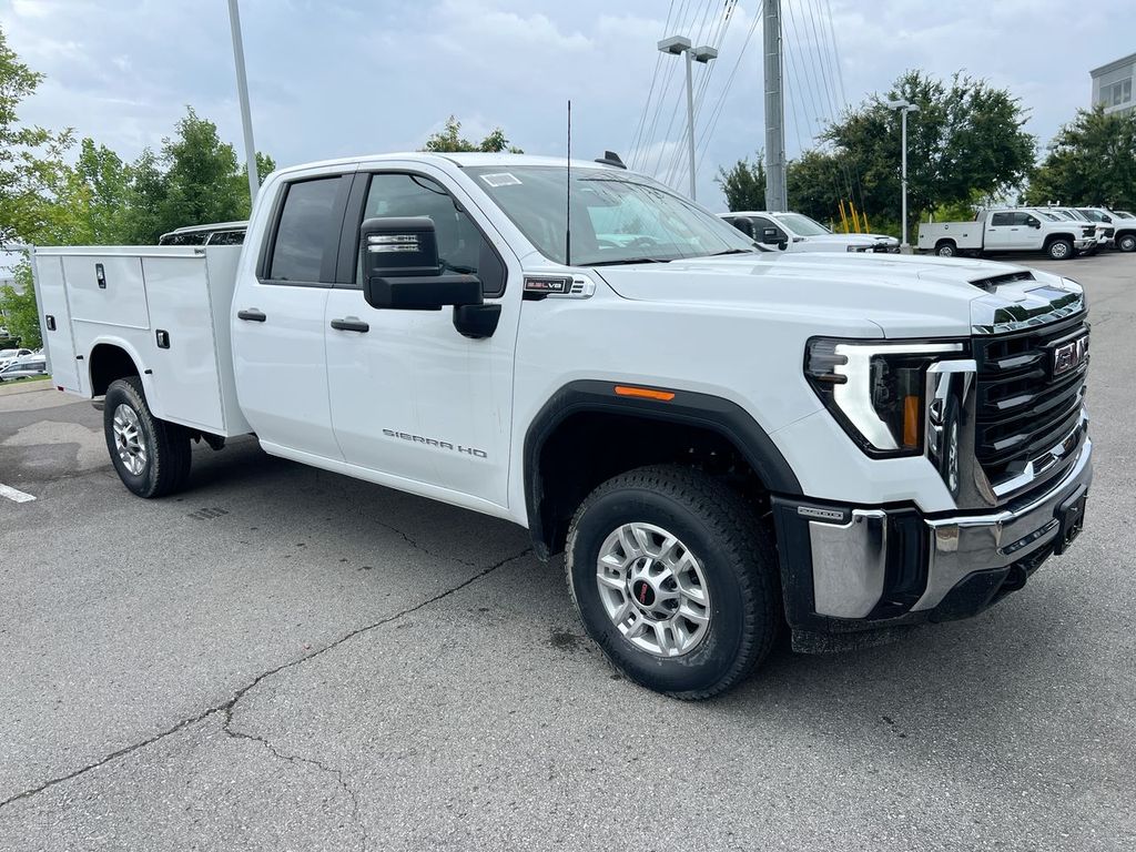 2026 GMC Sierra 2500HD Pro - Photo 5