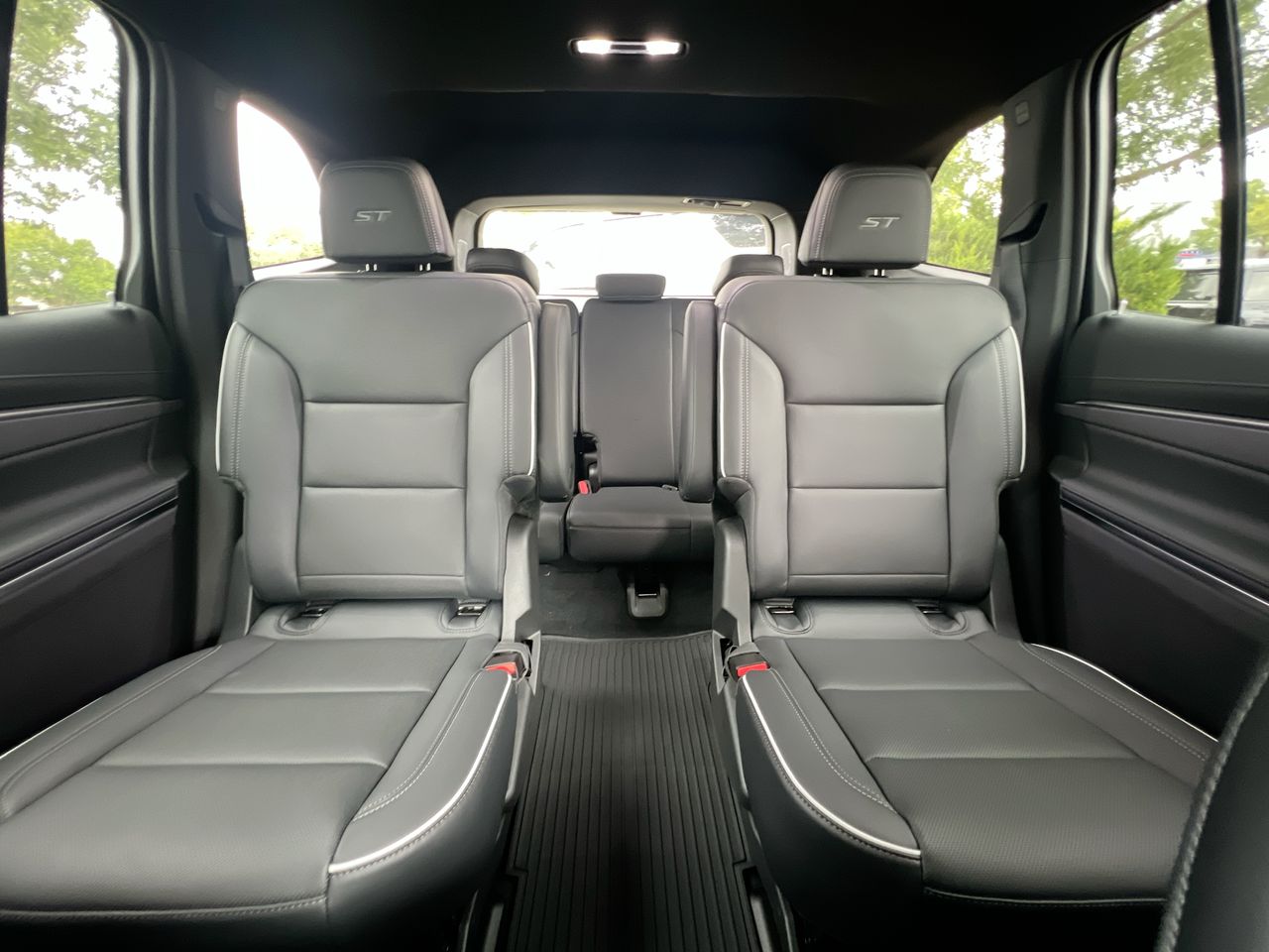 2027 Buick Enclave Sport Touring - Photo 12