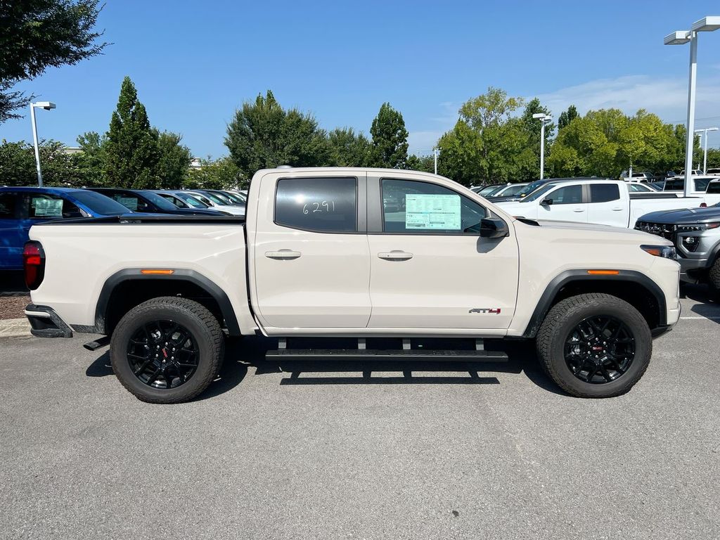 2026 GMC Canyon AT4 - Photo 7