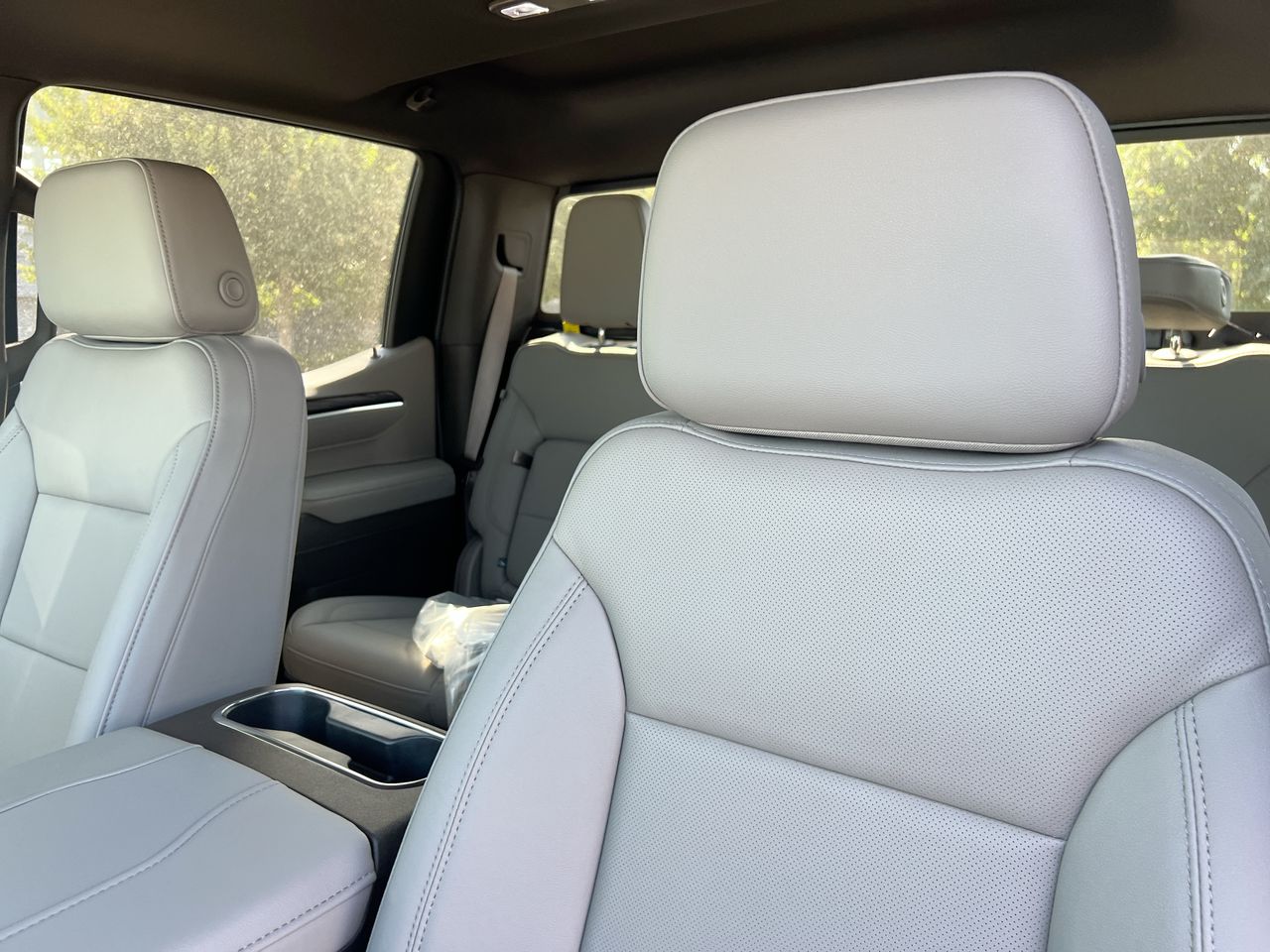 2026 GMC Sierra 1500 SLT - Photo 19