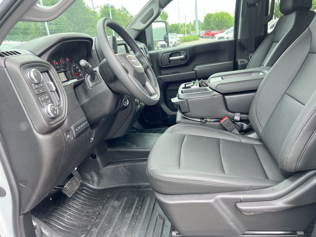 2026 GMC Sierra 2500HD Pro - Photo 14
