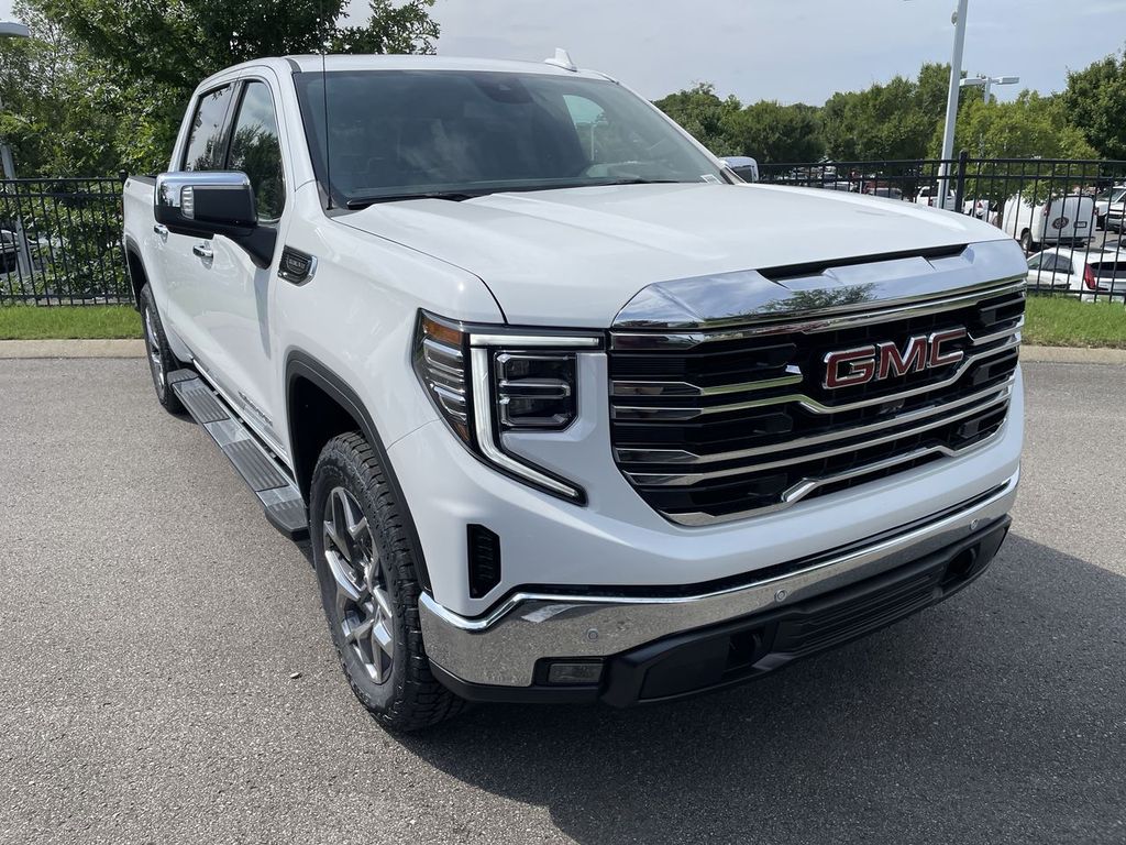 2026 GMC Sierra 1500 SLT - Photo 6