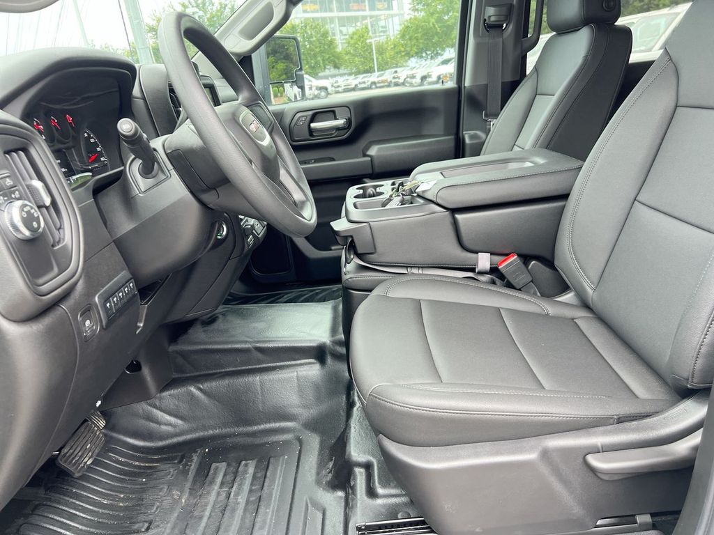 2026 GMC Sierra 2500HD Pro - Photo 14
