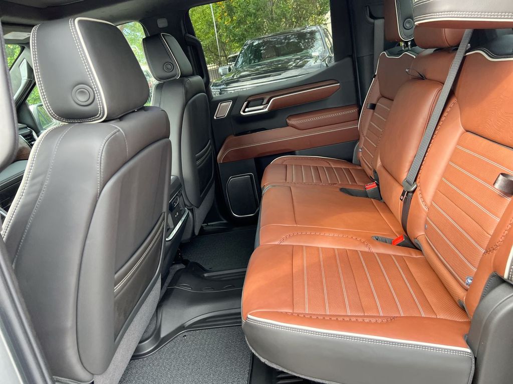 2026 GMC Sierra 1500 Denali Ultimate - Photo 15